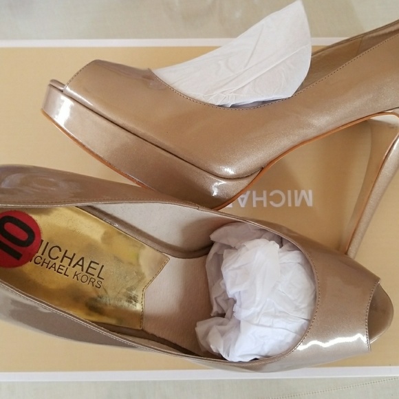 Michael Kors Shoes - Michael Kors heels